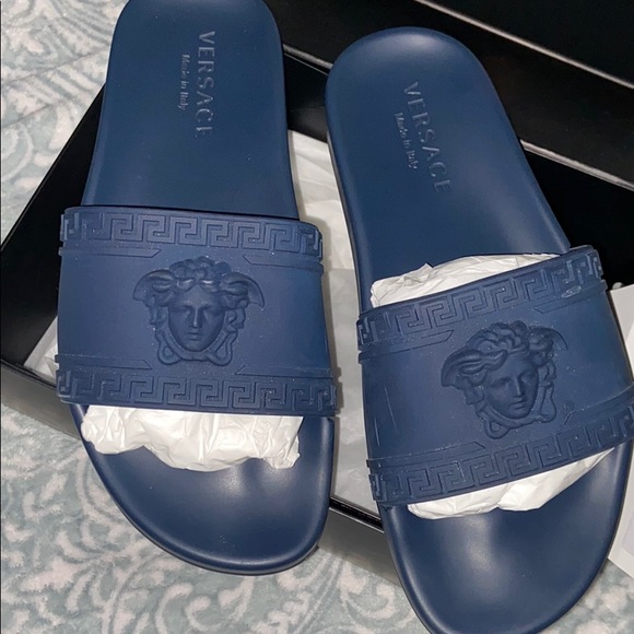 AUTHENTIC Versace Pool Slides - Picture 1 of 7